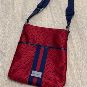 Tommy Hilfiger Crossbody purse